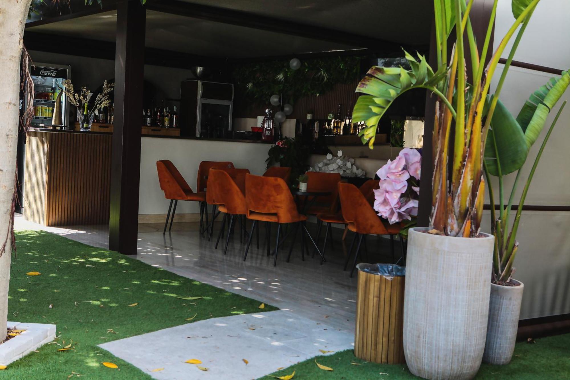 Barneys B&B Cercola Luaran gambar